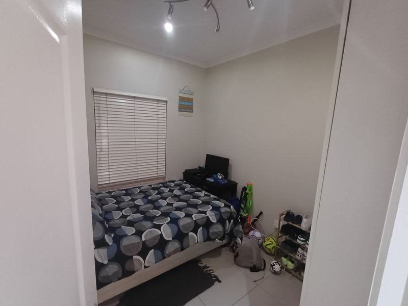 Mount Edgecombe - 3 Bedroom 2 Bathroom ground floor apartment - Photo 6