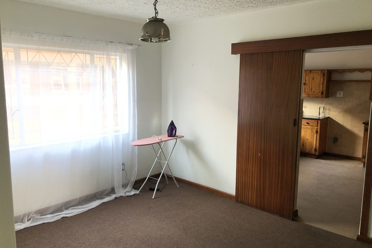 Cambridge- Duplex Townhouse central to all amenities - Photo 4