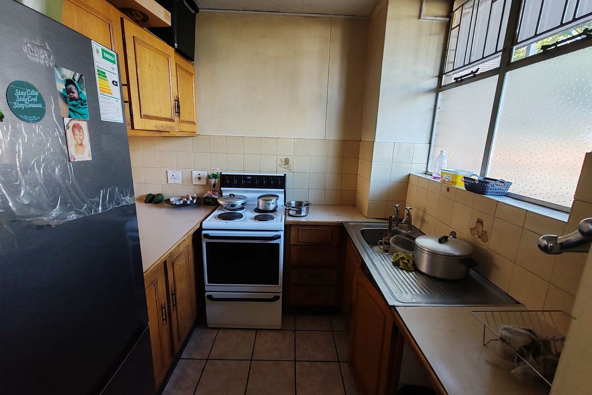 For Sale: 2 Bedroom Apartment – Wonderzicht Apartments, Wonderboom South!!! - Photo 3