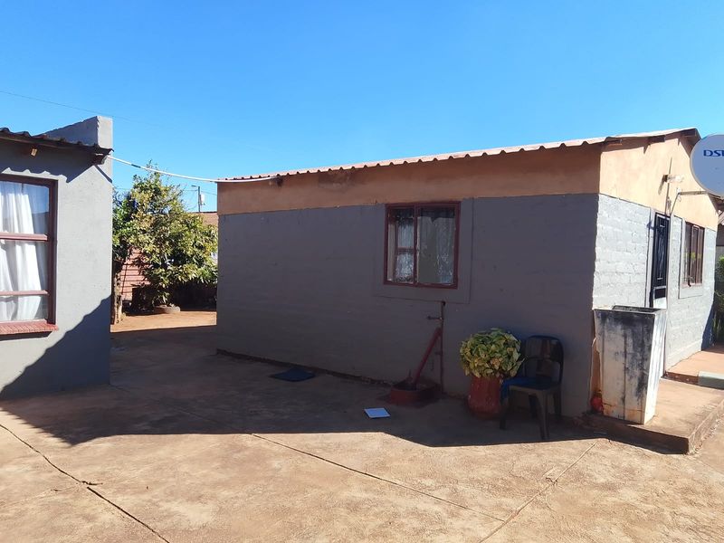 Stunning neat RDP for Sale - Photo 2
