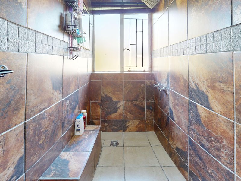 Secure Stylish Living With Exceptional Value - Photo 9