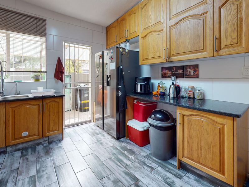 Secure Stylish Living With Exceptional Value - Photo 2