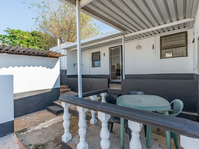 Single Bedroom Garden Cottage - Photo 2