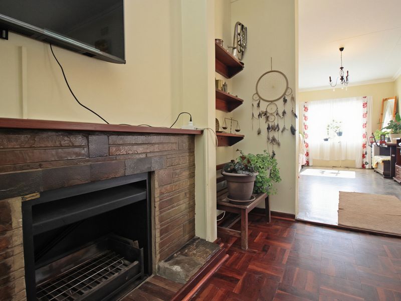 3 Bedroom Family Home with Scenic Views, Flatlet and Double Garage for Sale in Sunnyridge - Photo 3