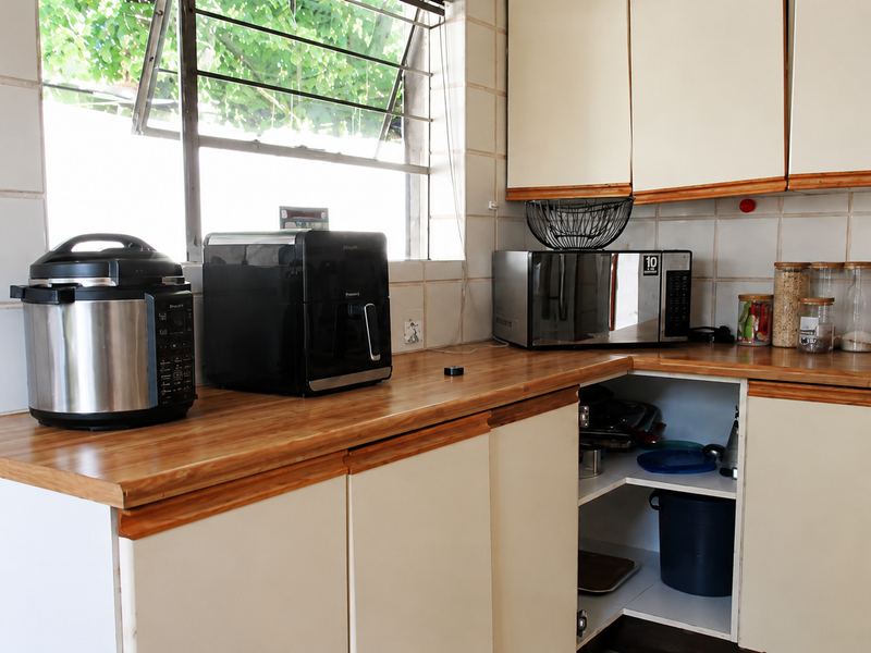 3 bedrooms, 2 bathrooms and 1 garage - Photo 10