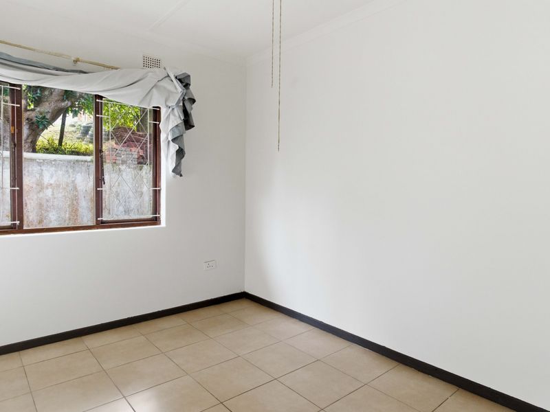 Non Distressed Luxury Auction. - Photo 9