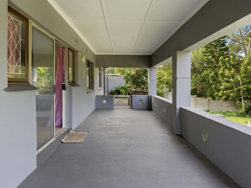 Non Distressed Luxury Auction. - Photo 7