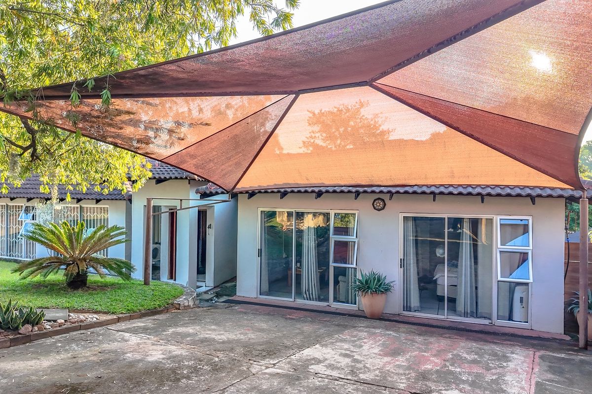 3 Bedroom family home with flatlet / Rental income - Photo 2