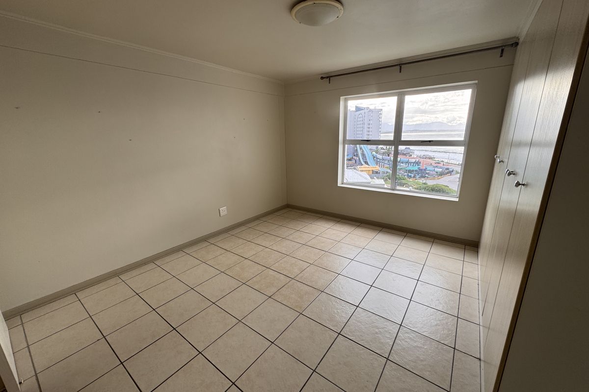 2 Bedroom Apartment Near Hartenbos and Opposite Popular Diaz Beach - Photo 5