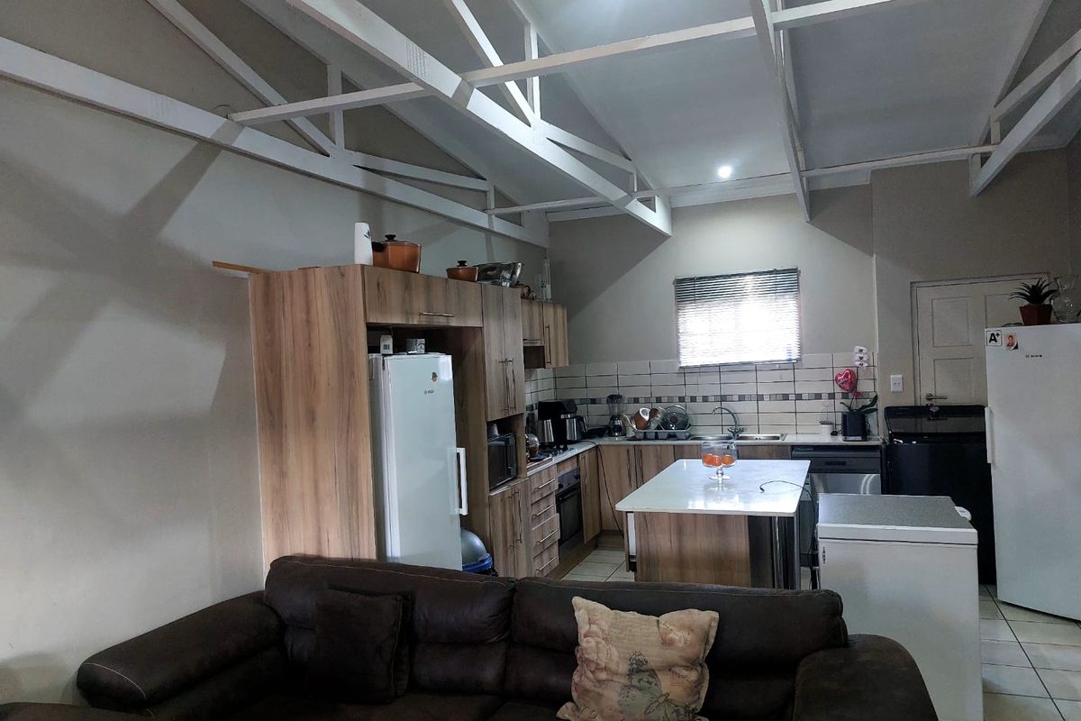 Charming 3-Bedroom Home in Waterval East - Photo 3