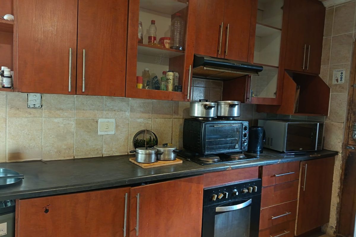 3-Bedroom Home with Everyday Convenience - Photo 2