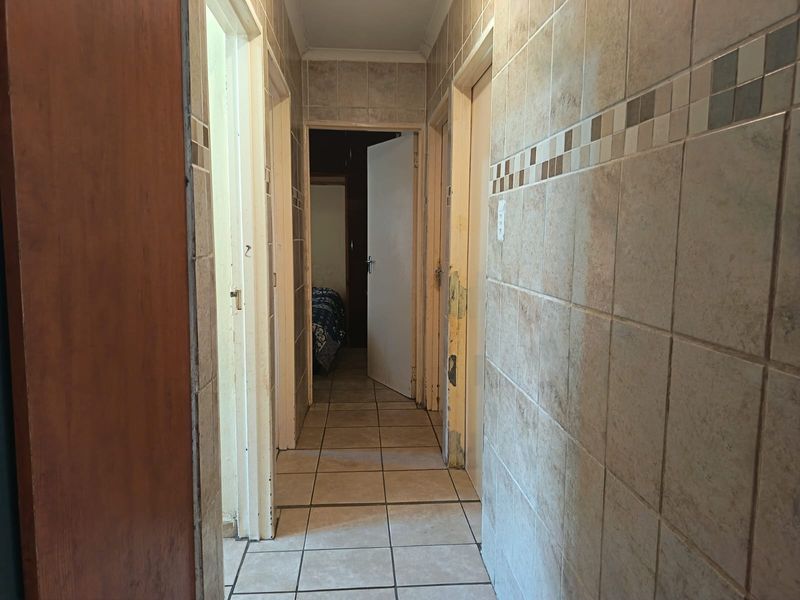 3-Bedroom Home with Everyday Convenience - Photo 6