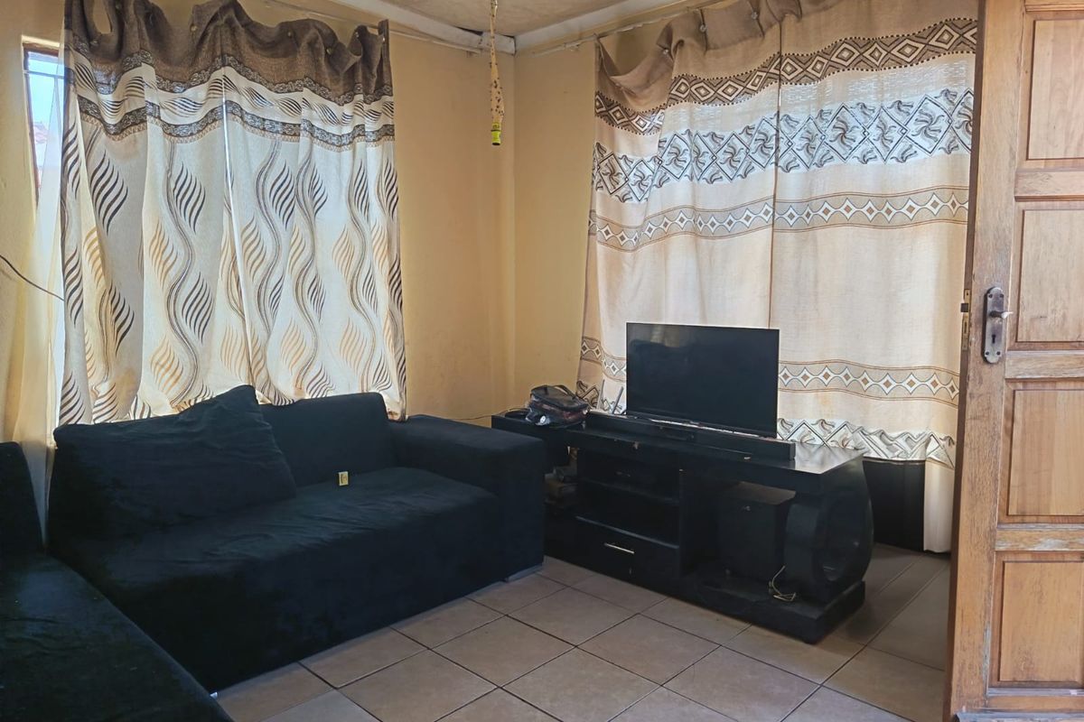 3-Bedroom Home with Everyday Convenience - Photo 5