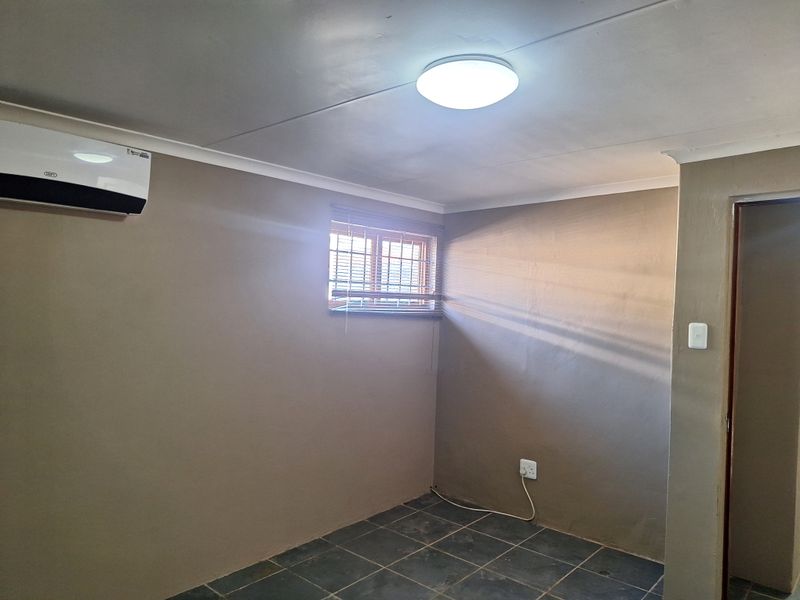 Neat and spacious 2-bedroom flat! - Photo 9