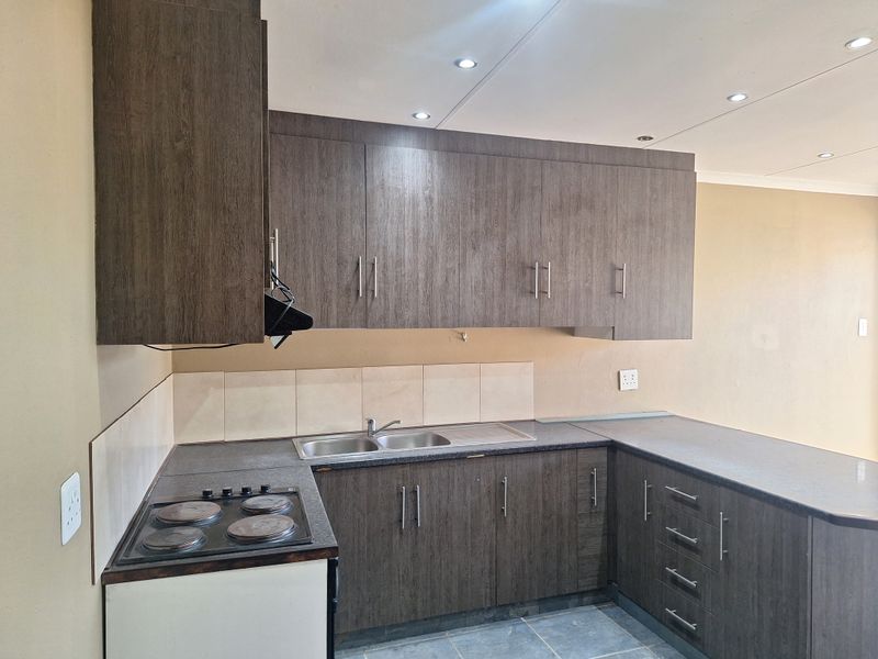 Neat and spacious 2-bedroom flat! - Photo 7