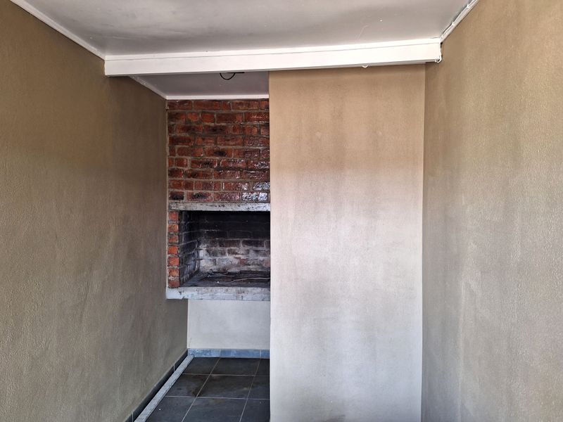 Neat and spacious 2-bedroom flat! - Photo 4