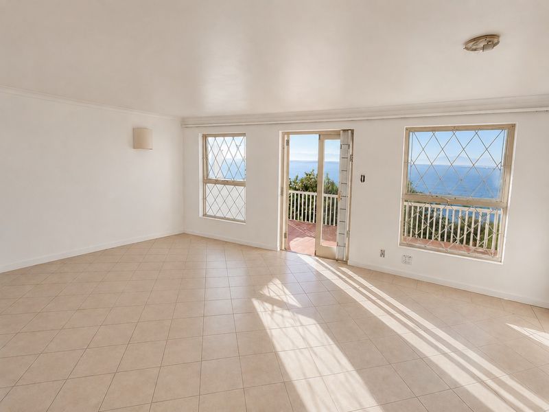 A Spacious Coastal Townhouse With Sweeping Sea Views - Photo 5