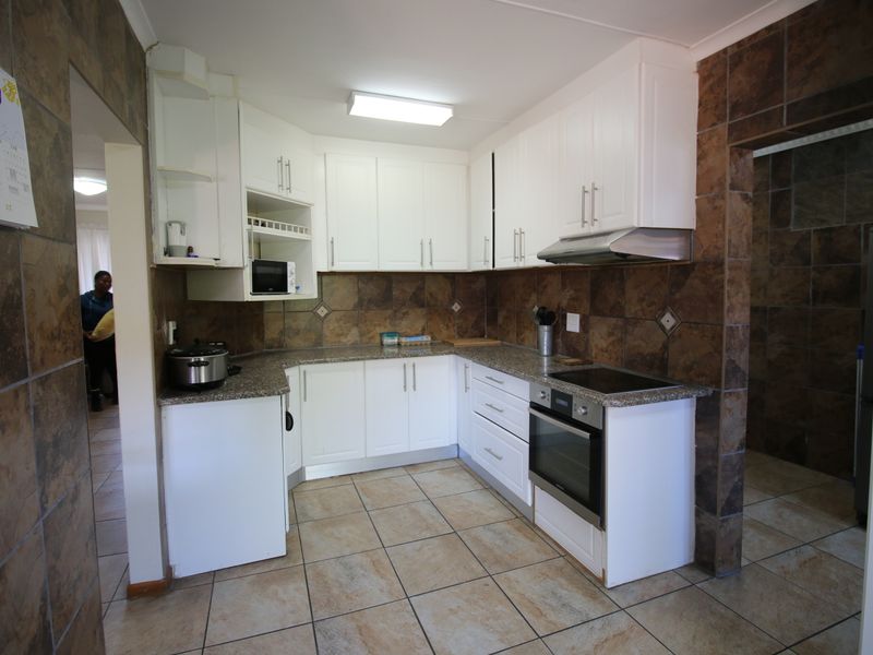 Exceptional Family Living in Sought-After Dorchester Heights Your Dream Home - Photo 8