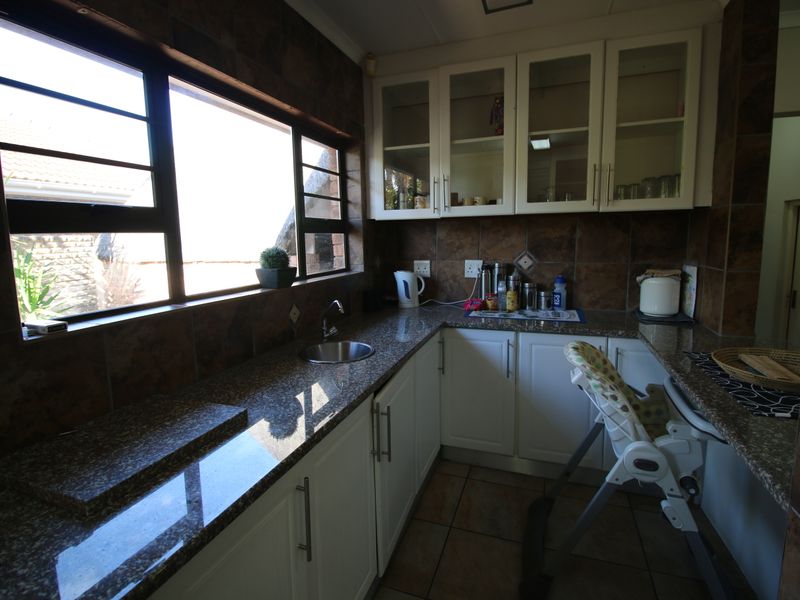 Exceptional Family Living in Sought-After Dorchester Heights Your Dream Home - Photo 7