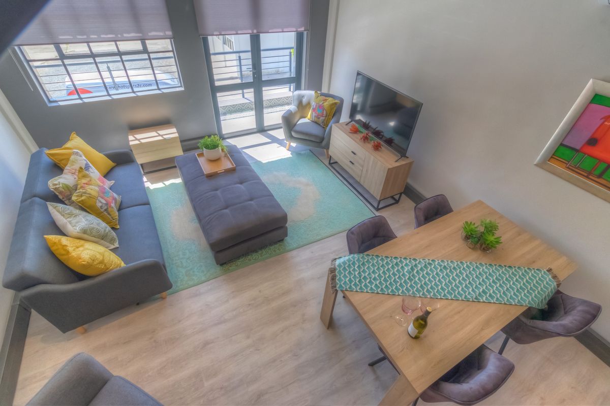 Stunning 2 Bed, 2 Bath Apartment for Rent - Photo 3