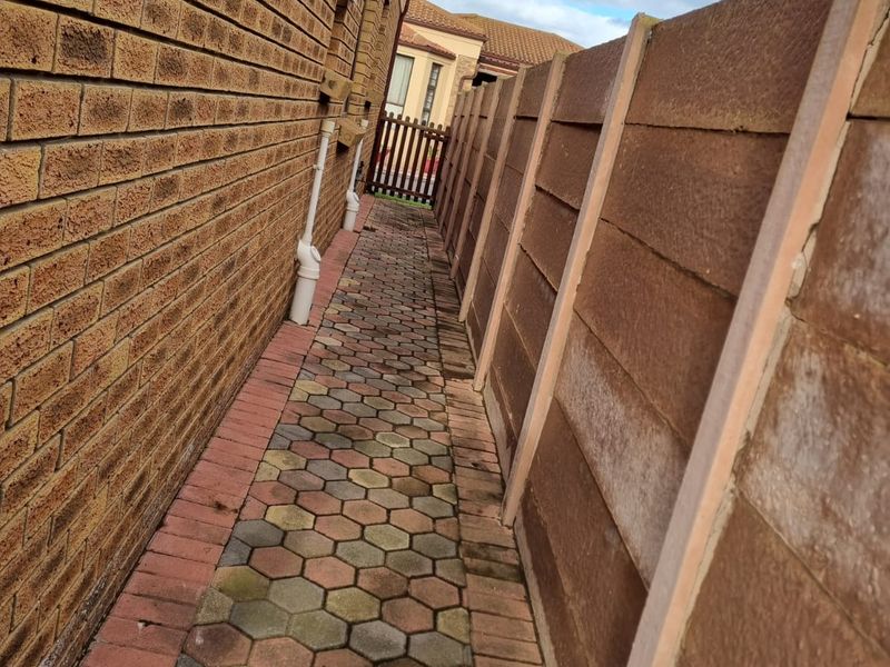 Townhouse in Secured Complex - Photo 5
