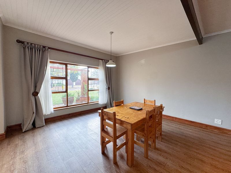 A sophisticated family retreat with mountain views, fresh country air and modern luxury. - Photo 7
