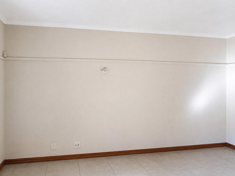 Spacious Family Home in a Quiet Location - Photo 6
