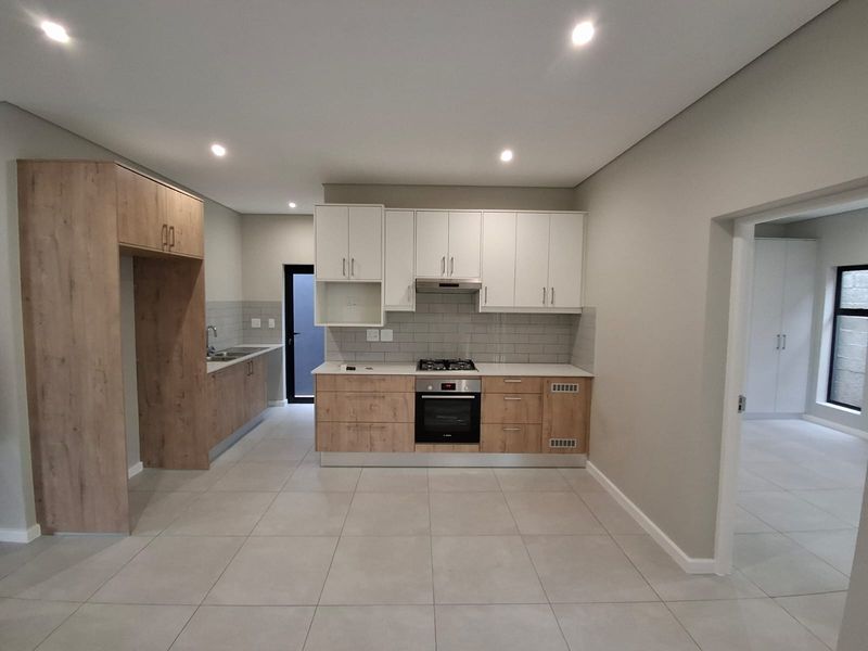 House Rental Monthly In Kuils River - Photo 3