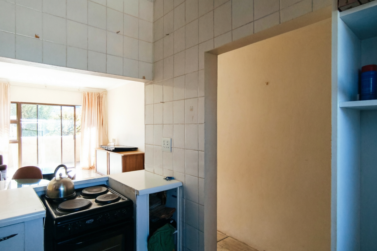 2-Bedroom, 1 Bathroom - Photo 3