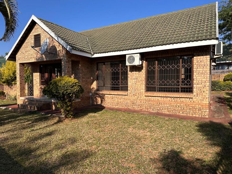 3-Bedroom Home in Bosveldrus – Perfect for First-Time Buyers or Downscaling - Photo 1