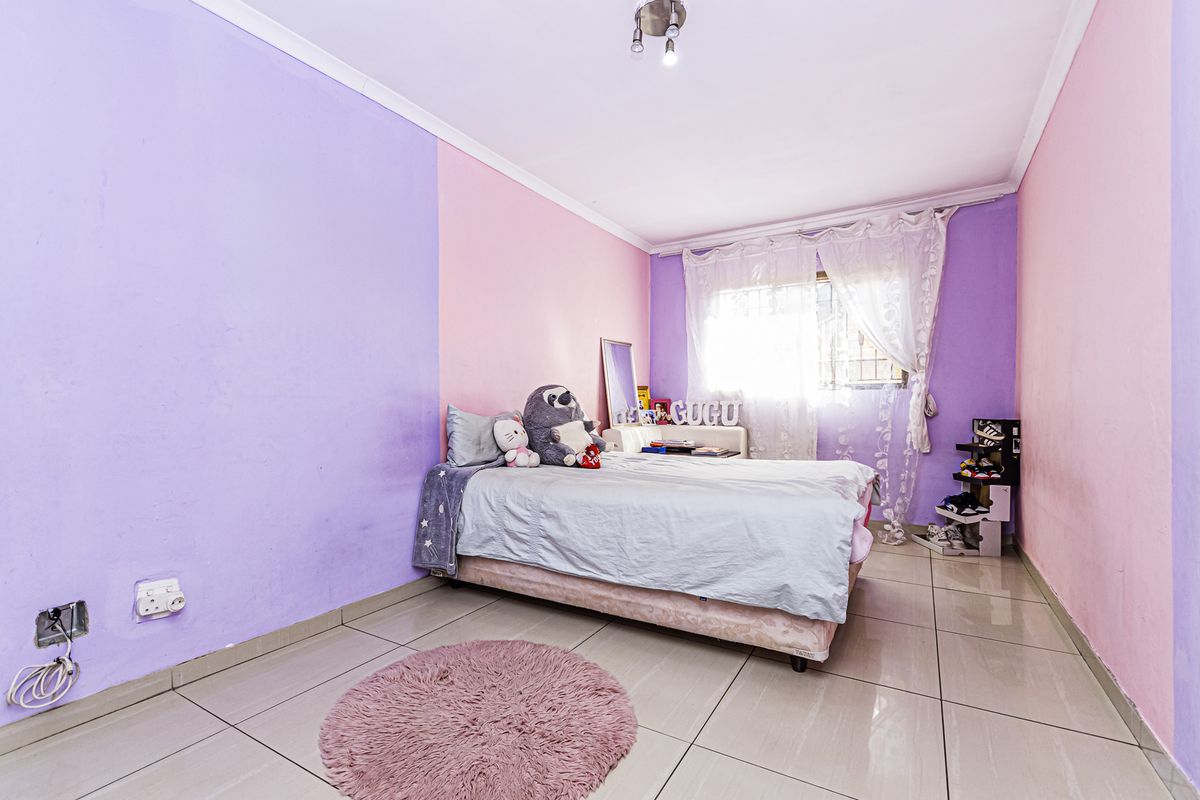 Spacious Family Home with Excellent Development Potential in a Prime Cosmo City Location- Ext 0 - Photo 5