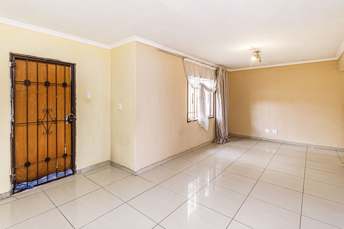 Spacious Family Home with Excellent Development Potential in a Prime Cosmo City Location- Ext 0 - Photo 3