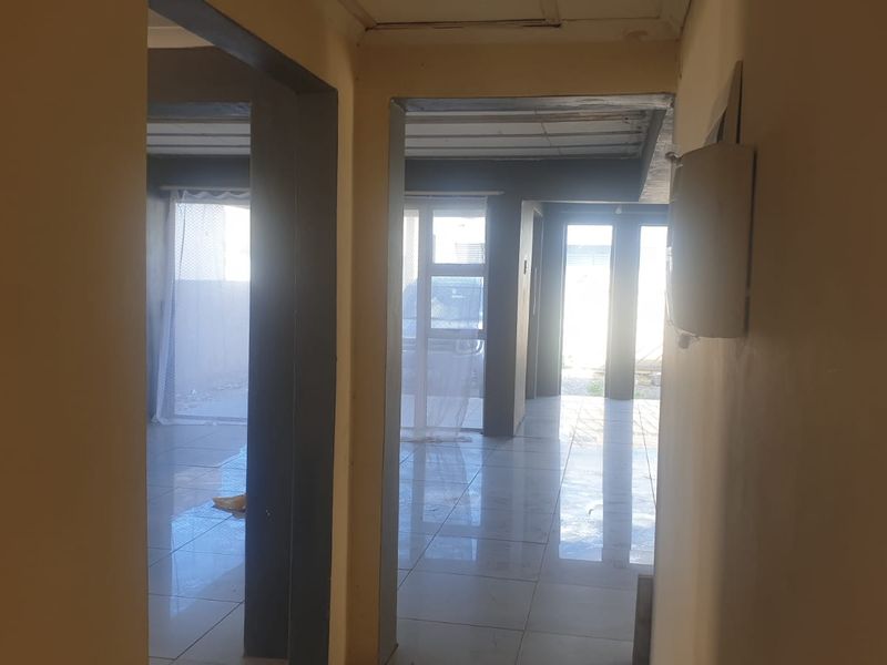 ✨ Spacious Double-Storey Home Available in Haven Hills, KuGompo City! ✨ - Photo 10
