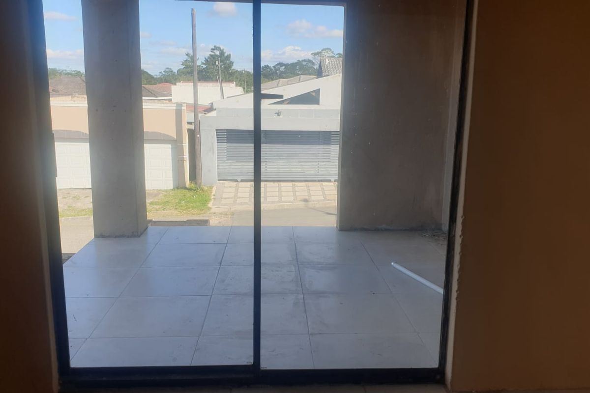 ✨ Spacious Double-Storey Home Available in Haven Hills, KuGompo City! ✨ - Photo 5