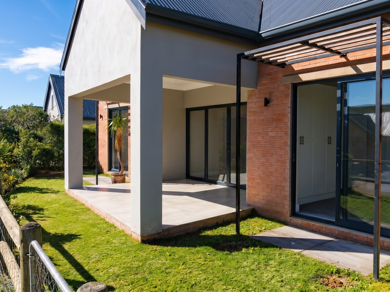 Effortless Estate Living in the Heart of The Vineyards, St Johns Village - Photo 9