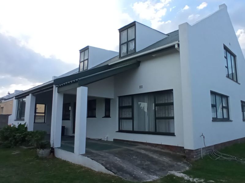 Three bed house to rent in Vermont, Hermanus - Photo 5
