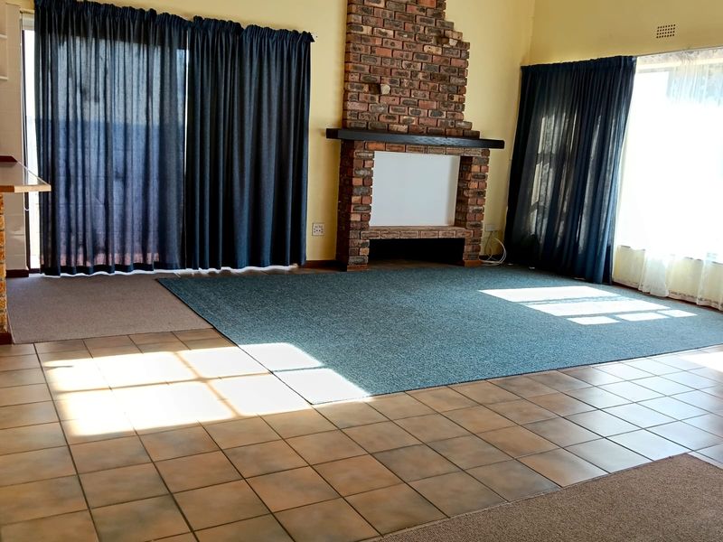 Three bed house to rent in Vermont, Hermanus - Photo 4