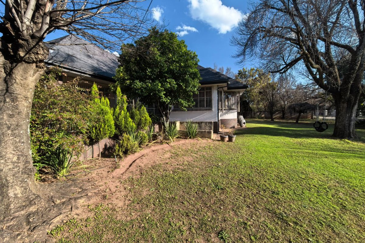 Style and comfort combined -  Family Home for sale in Parys - Photo 3