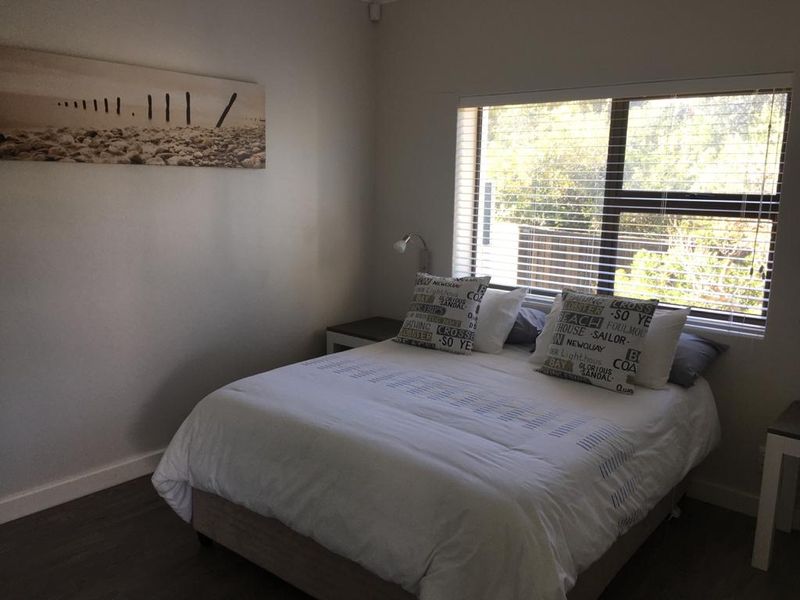 Stunning River Views | Long Term Home With No December Move Out. - Photo 10