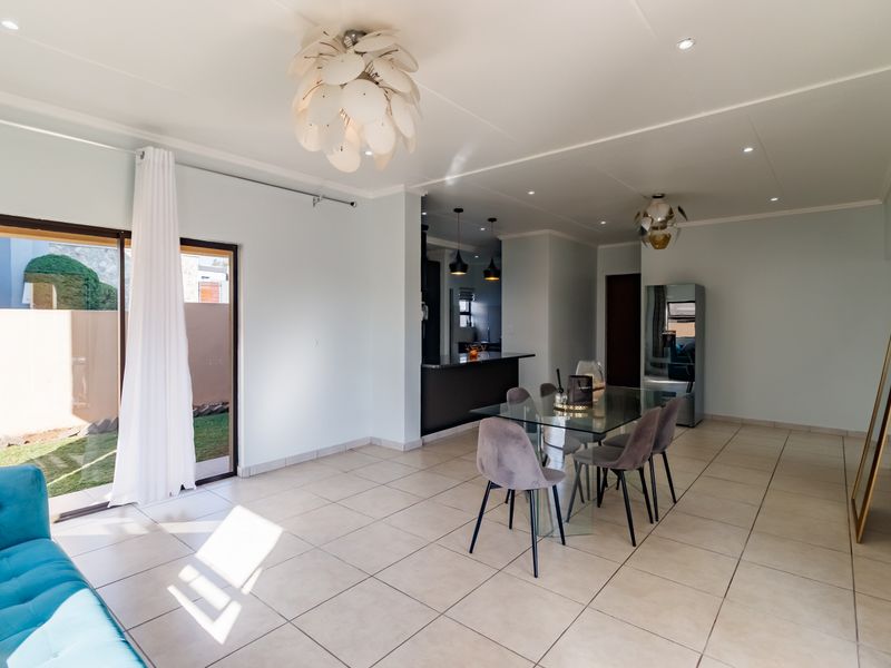 Stunning 3-bedroom house for sale in Kyalami Hills, Midrand—your dream home awaits! Don't miss out! - Photo 9