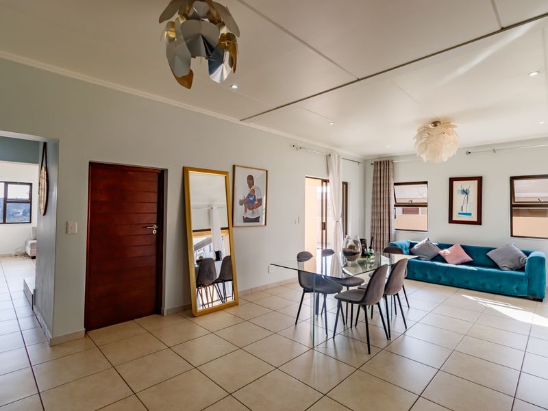 Stunning 3-bedroom house for sale in Kyalami Hills, Midrand—your dream home awaits! Don't miss out! - Photo 8