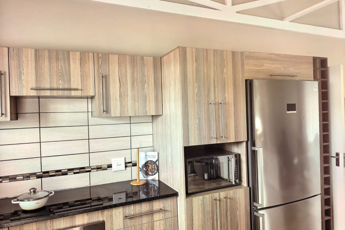 Charming three bedroom home in Waterval East - Photo 2