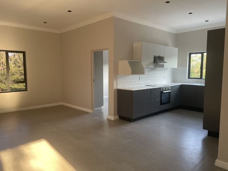 Stunning Two Bedroom unit in Westville Central - Photo 3