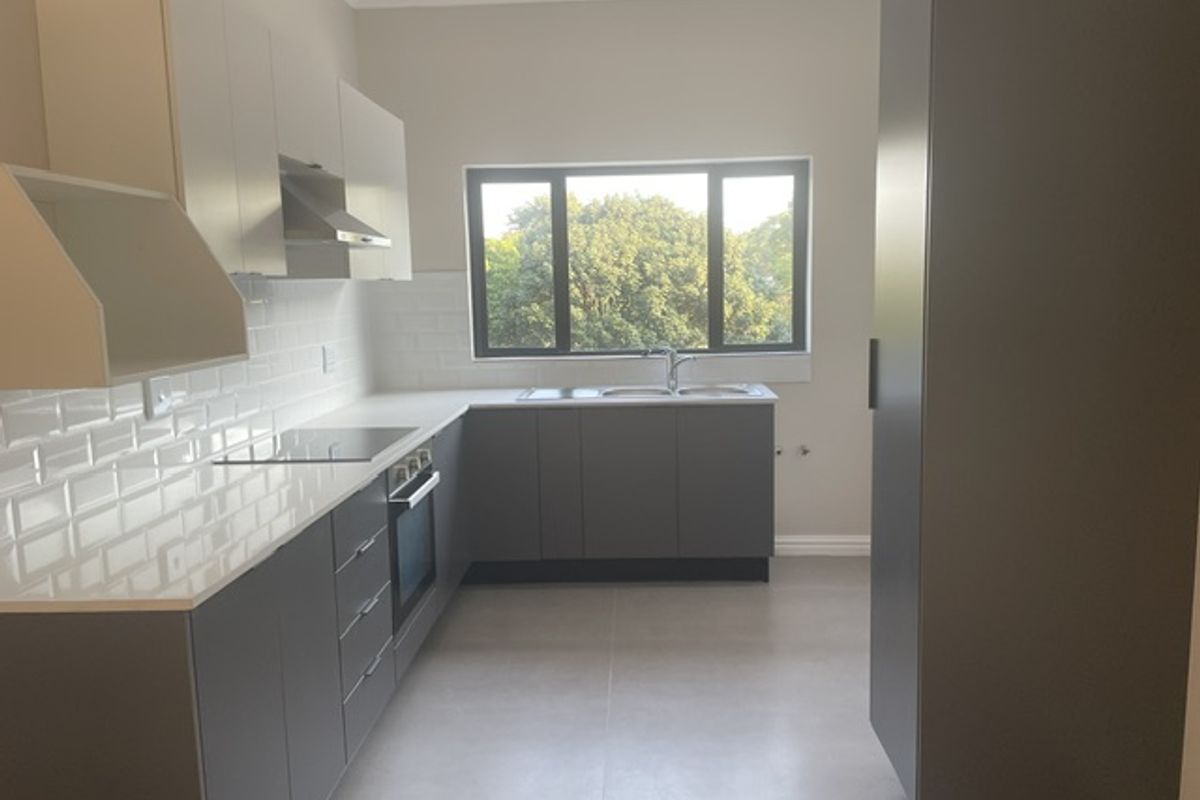 Stunning Two Bedroom unit in Westville Central - Photo 2