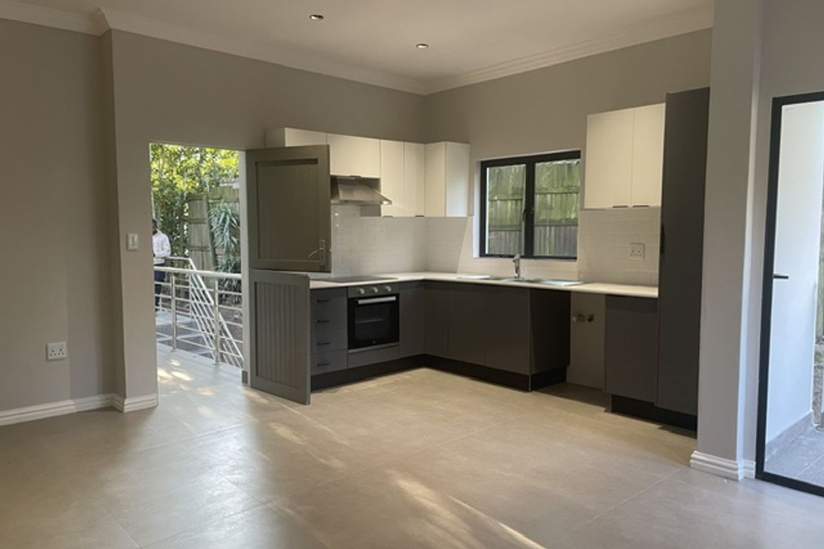 Stunning Two Bedroom unit in Westville Central - Photo 2