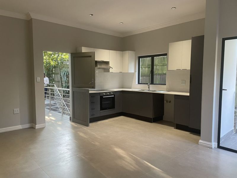 Stunning Two Bedroom unit in Westville Central - Photo 2