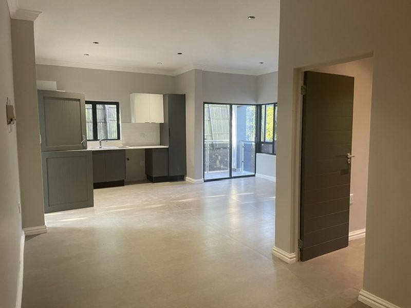 Stunning Two Bedroom unit in Westville Central - Photo 1
