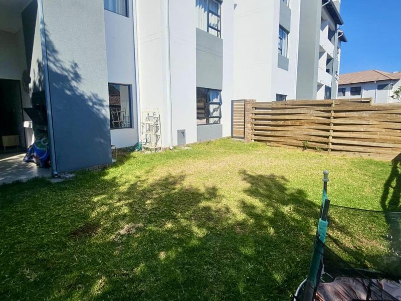 A stunning apartment well located. Priced to go - Photo 5