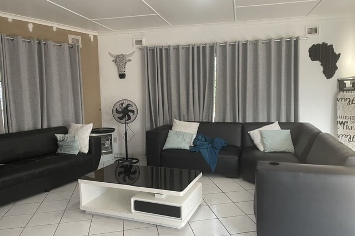 Spacious 3 Bedroom to Let - Photo 5