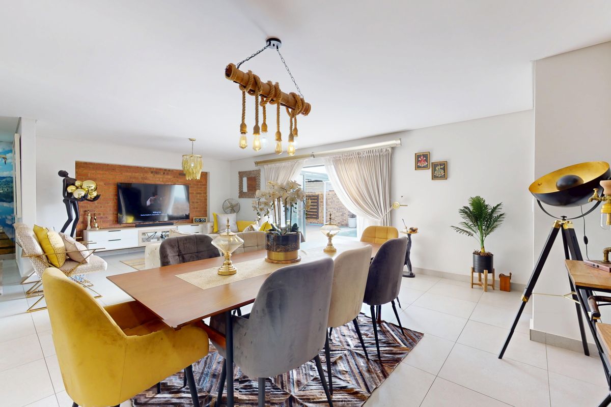 Ultra Modern Full Title Home Situated In Secure Complex! - Photo 2